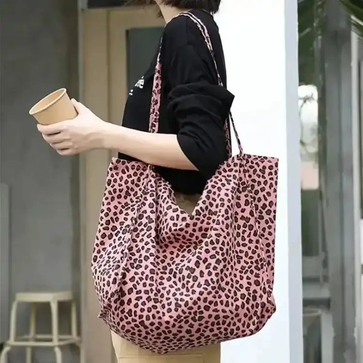 compact-canvas-tote-bag (2)